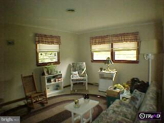 290 Mansfield Road East Columbus, NJ 08022 - Photo 2 of 6