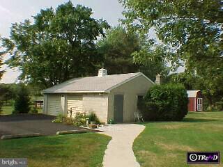 290 Mansfield Road East Columbus, NJ 08022 - Photo 5 of 6