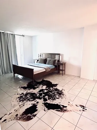 $1,900 | 1849 South Ocean Drive, Unit 1105, Hallandale Beach, FL 33009