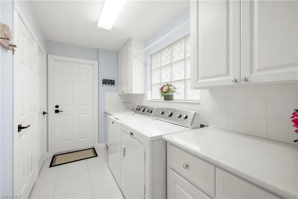 $489,000 | 28096 Boccaccio Way, Bonita Springs, FL 34135