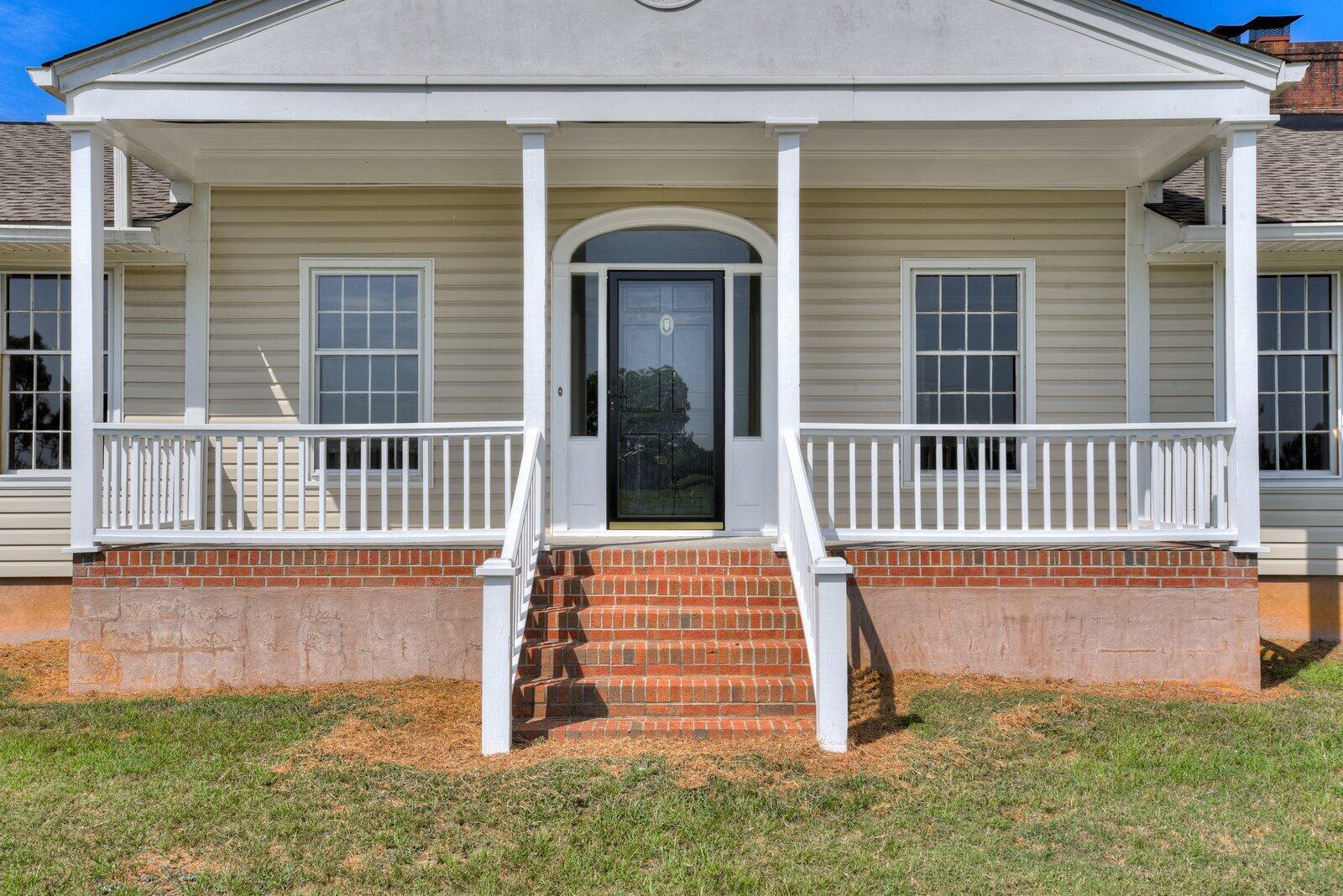 76 Lott Road Johnston, SC 29832 - Photo 5 of 60