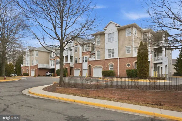 $2,500 | 7871 Rolling Woods Court, Unit 1104, Springfield, VA 22152
