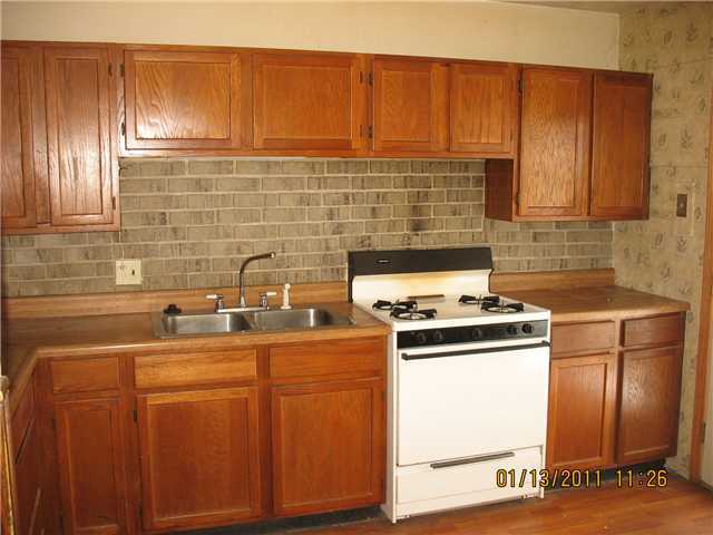 348 Celina Road Columbus, OH 43228 - Photo 5 of 6 Gallery Image 5