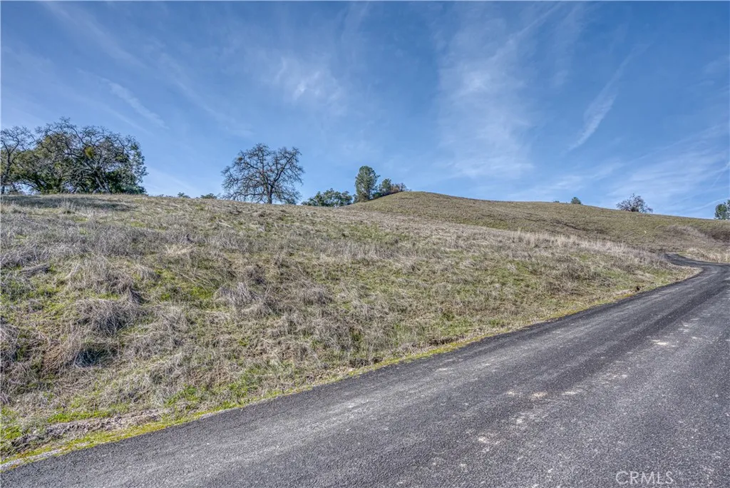 0 Running Deer Road Paso Robles, CA 93446 - Photo 12 of 29 Gallery Image 12