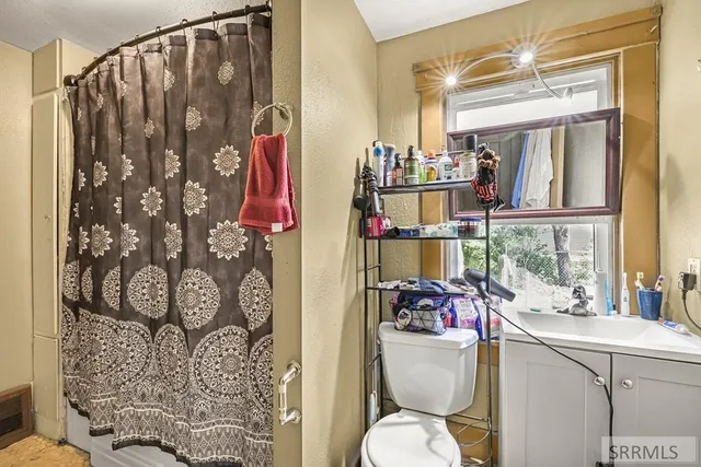 $399,000 | 406 1st W Street, Ririe, ID 83443