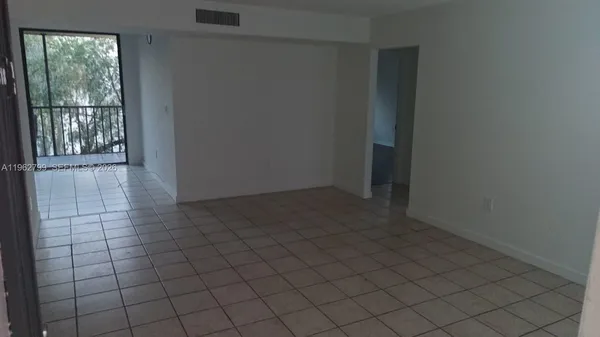 $2,450 | Horizons West, Miami, FL 33183