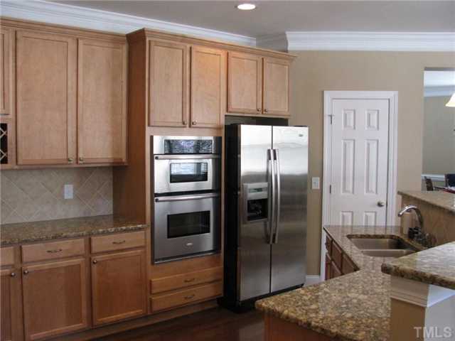 13019 Saxon Way Raleigh, NC 27613 - Photo 3 of 12