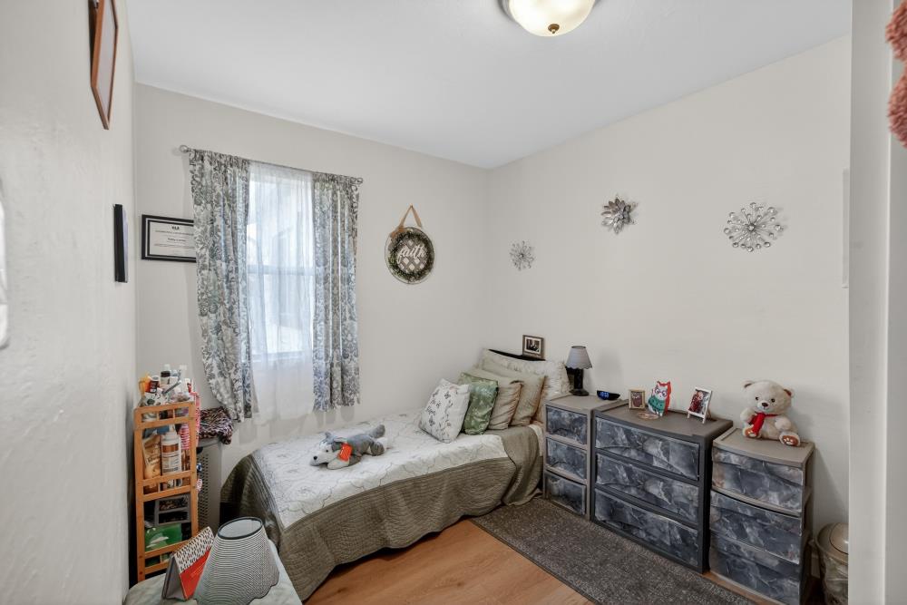 33554 7th Street Union City, CA 94587 - Photo 17 of 38 a living room with furniture and a window