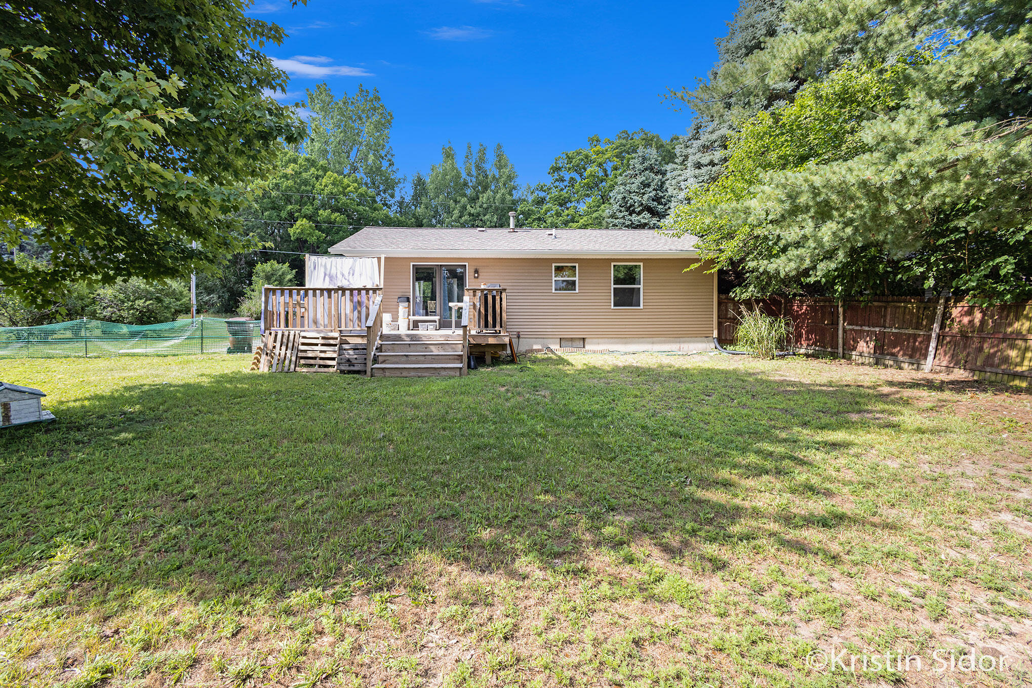 615 Merrick Street Belding, MI 48809 - Photo 3 of 19 690A9249