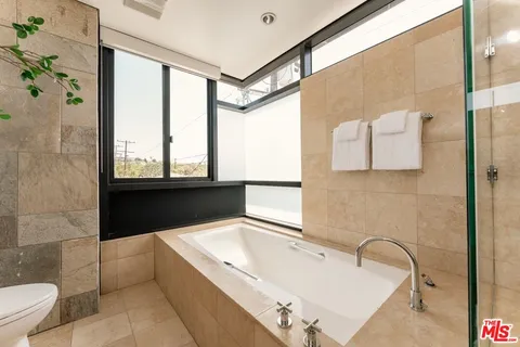 $1,799,000 | 2726 Montana Avenue, Unit E, Santa Monica, CA 90403