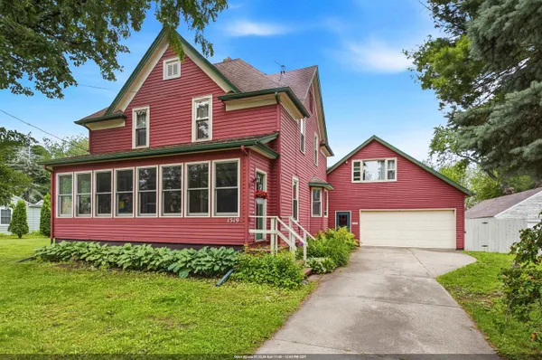 $369,900 | 1519 South Kernan Avenue, Appleton, WI 54915