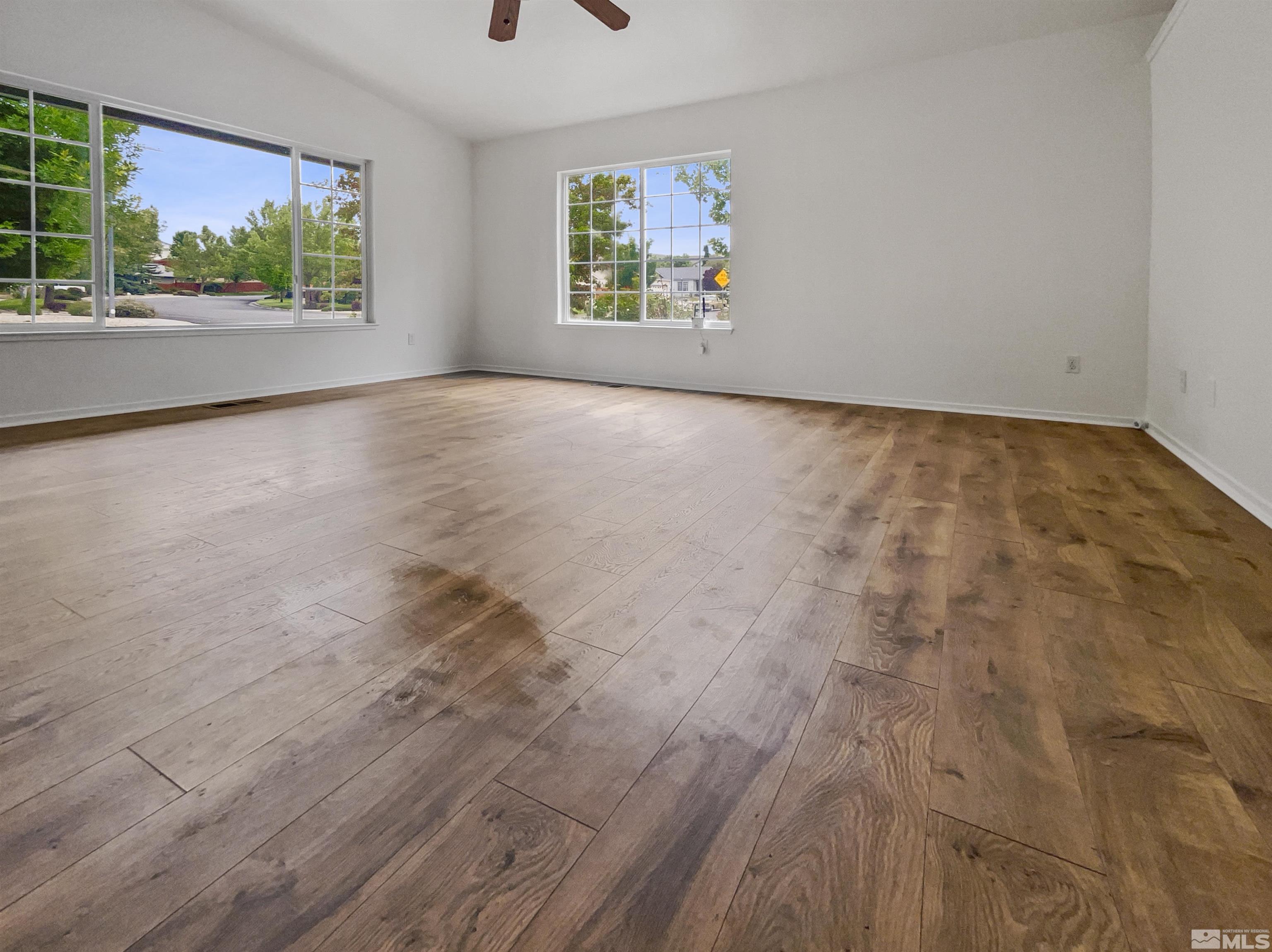 17838 Empire Court Reno, NV 89508 - Photo 18 of 20 an empty room with windows
