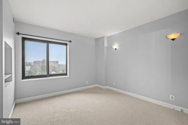 $3,000 | 307 Yoakum Parkway, Unit 703, Alexandria, VA 22304
