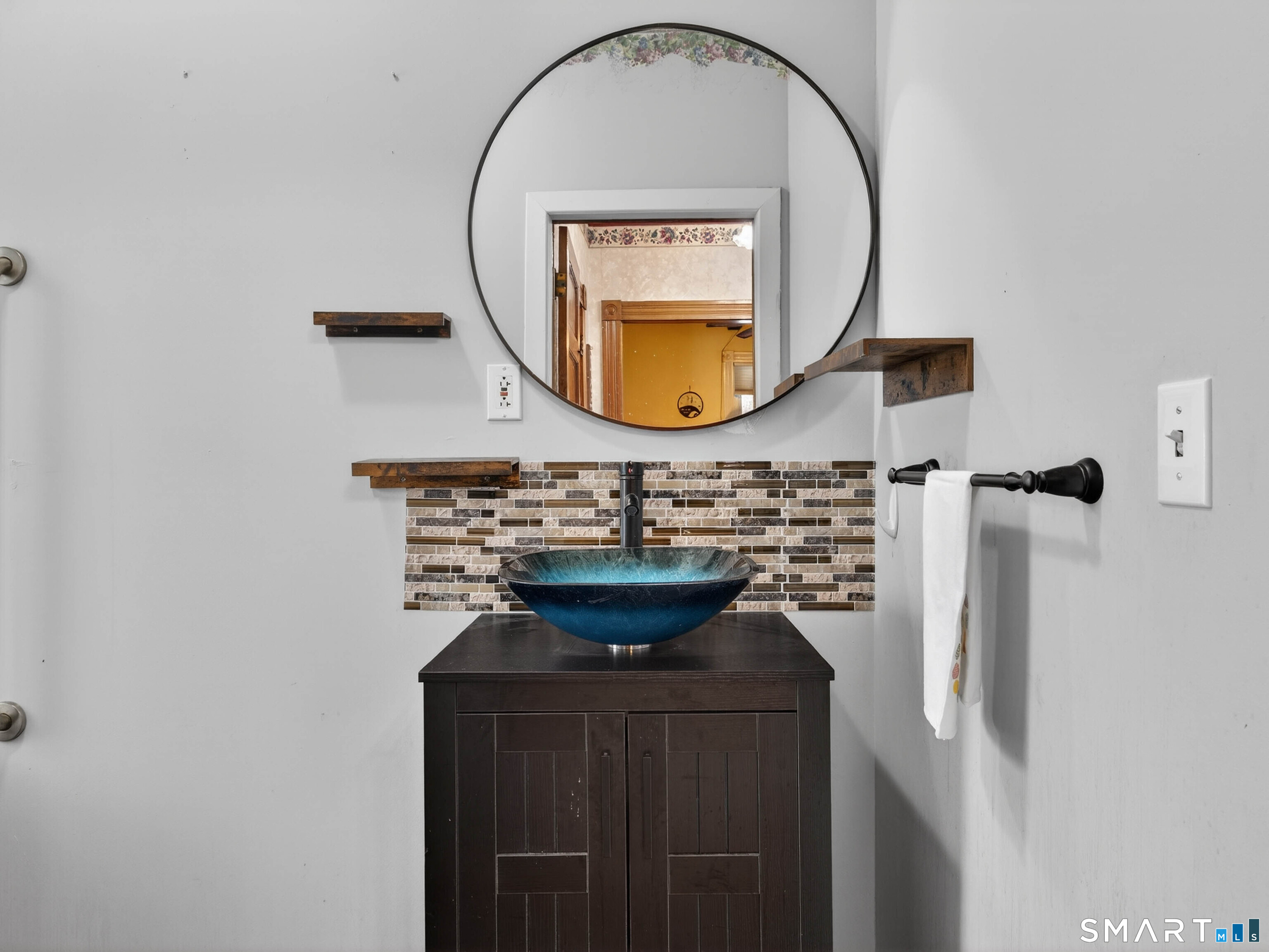 25 Torrey Lane Plainfield, CT 06332 - Photo 12 of 35 a bathroom with a sink and a mirror