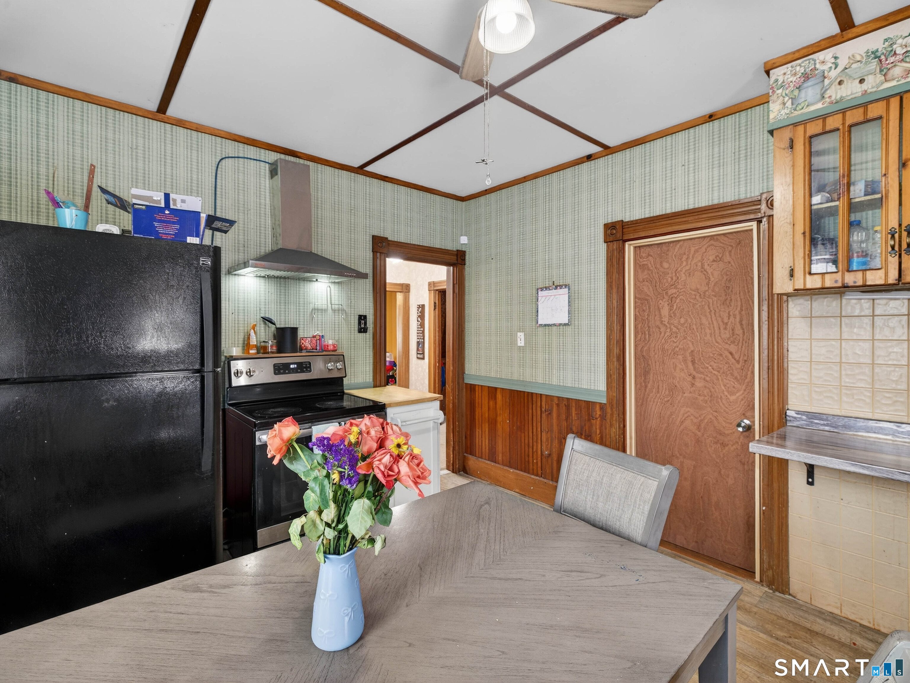 25 Torrey Lane Plainfield, CT 06332 - Photo 15 of 35 a kitchen with stainless steel appliances granite countertop a refrigerator