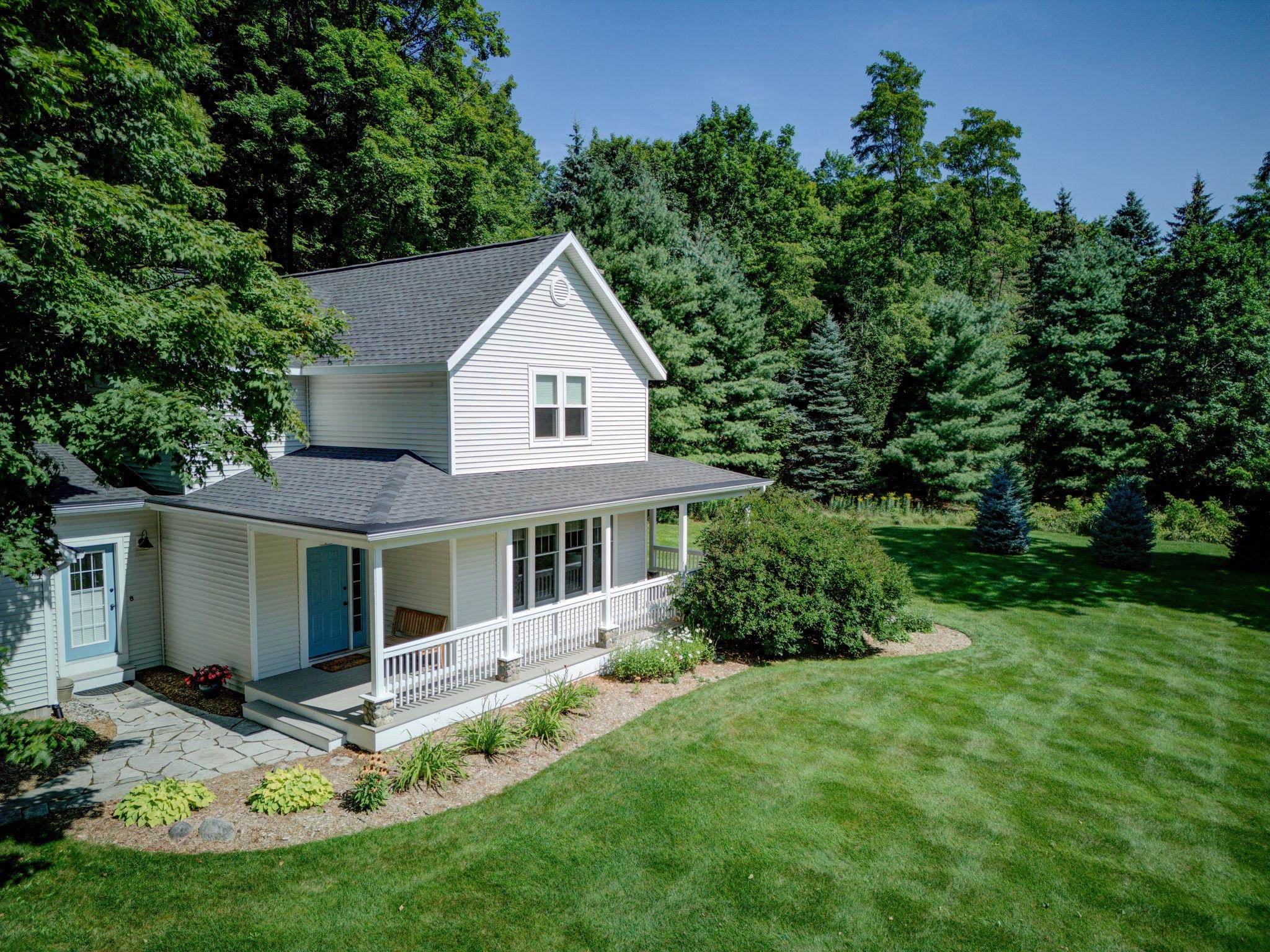 9601 Stone House Road Suttons Bay, MI 49682 - Photo 83 of 91 1925924-2e1a741c-01b0-4408-8514-65dff837202c.JPG