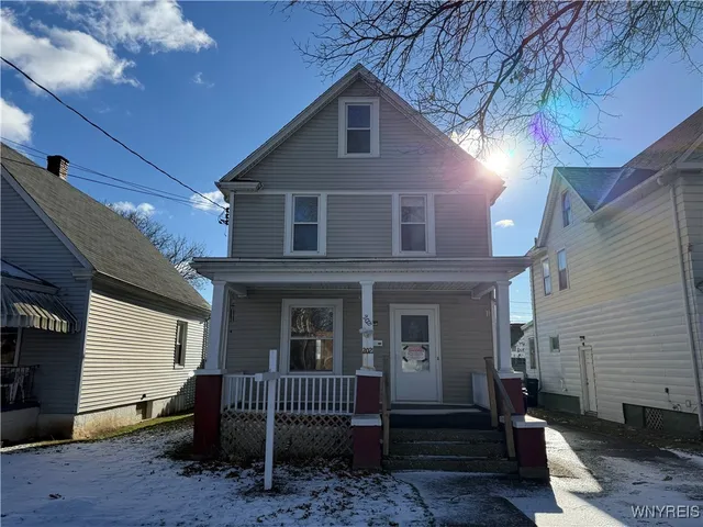 $74,900 | 2021 Grand Avenue, Niagara Falls, NY 14301