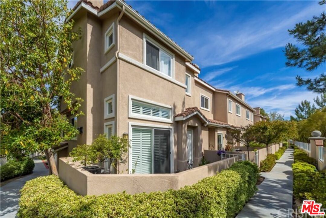 25720 Armstrong Circle, Unit A Stevenson Ranch, CA 91381 - Photo 1 of 19 Gallery Image 1