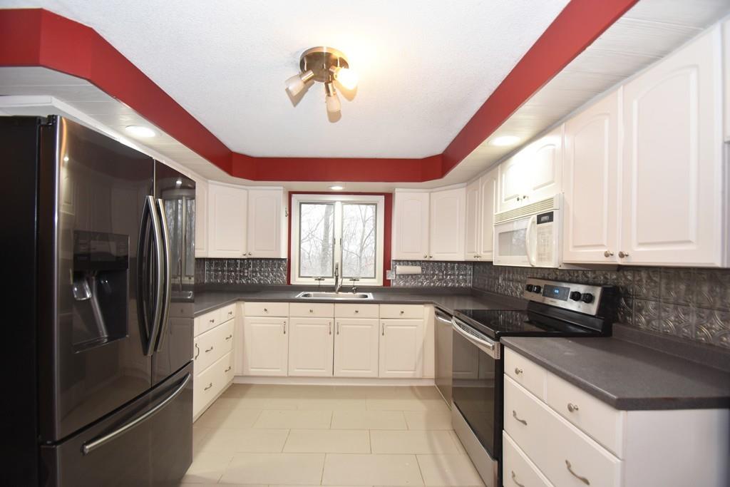 15 Cherokee Road Holland, MA 01521 - Photo 4 of 20