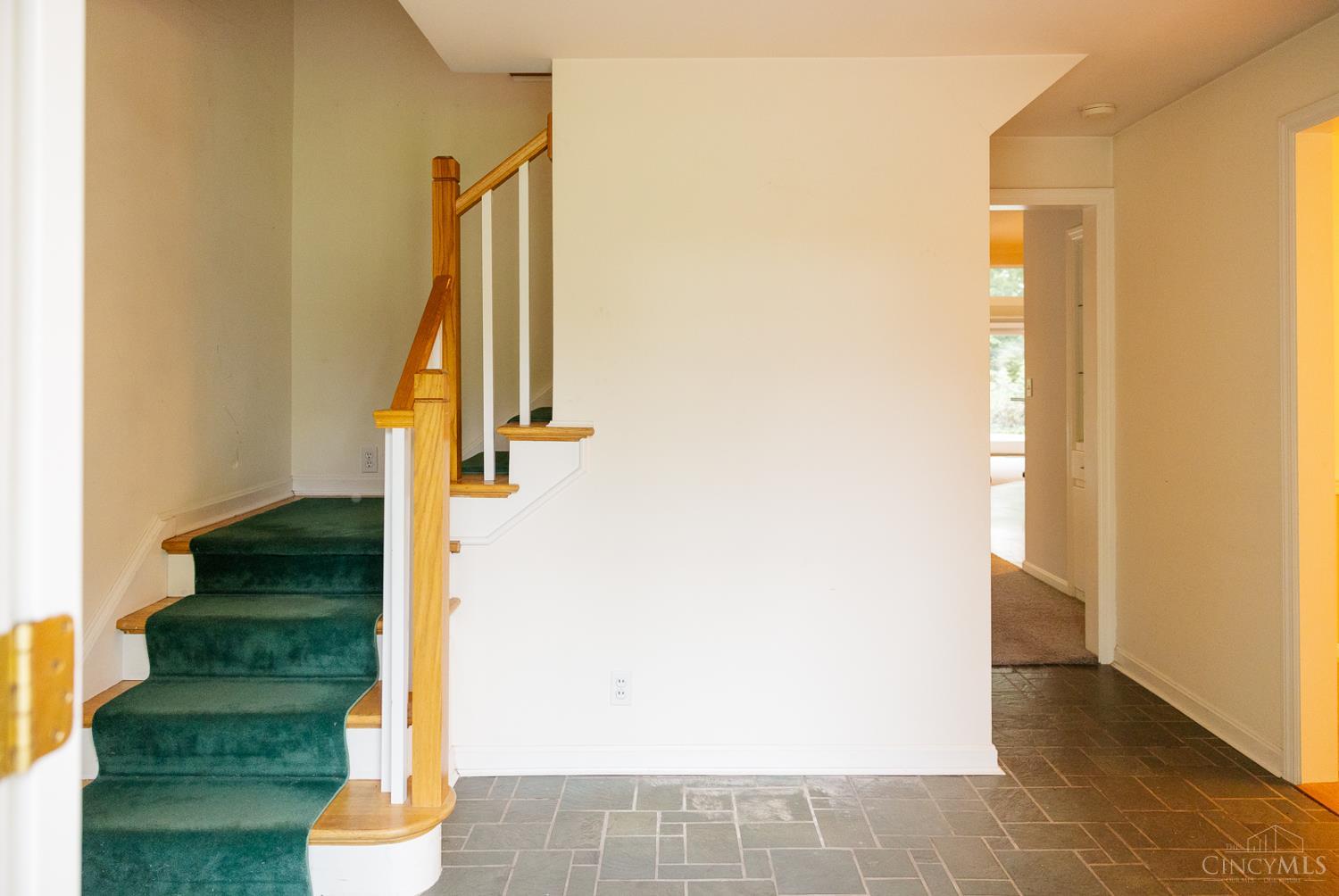 5765 Miami Road Cincinnati, OH 45243 - Photo 8 of 63 Gallery Image 8