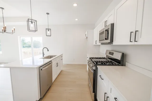 $364,900 | 2300 Pow Wow, Beloit, WI 53511