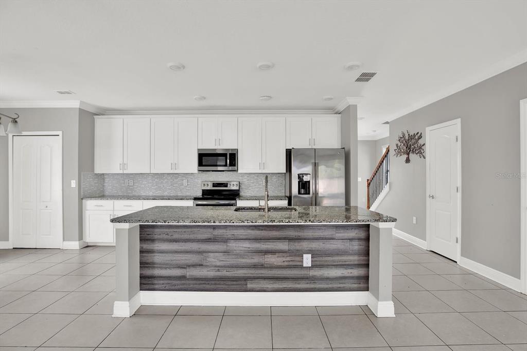 5161 Brickwood Rise Drive Wimauma, FL 33598 - Photo 7 of 26