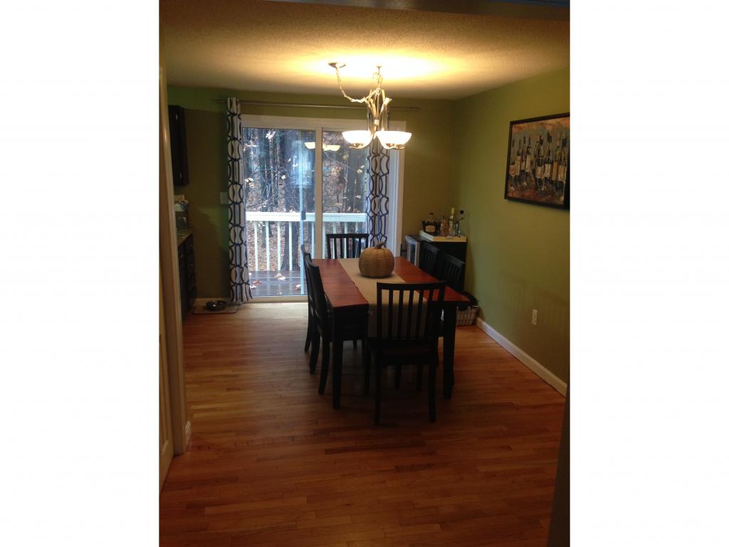 17 Salisbury Road, Unit 17 Nashua, NH 03064 - Photo 2 of 12
