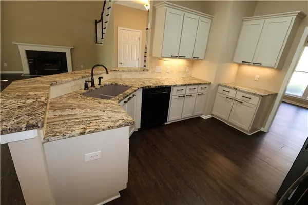 $2,595 | 6395 Seymour Court Northwest, Acworth, GA 30101