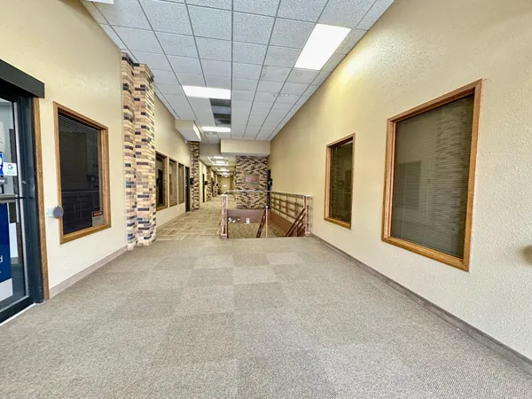$600 | 125 West Lincoln Avenue, Unit SUITE 17 A, Fergus Falls, MN 56537