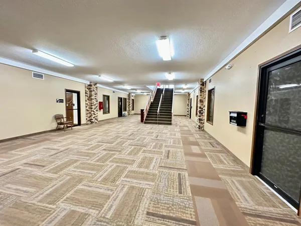 $600 | 125 West Lincoln Avenue, Unit SUITE 17 A, Fergus Falls, MN 56537