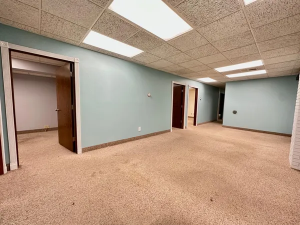 $600 | 125 West Lincoln Avenue, Unit SUITE 17 A, Fergus Falls, MN 56537