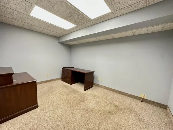 $600 | 125 West Lincoln Avenue, Unit SUITE 17 A, Fergus Falls, MN 56537