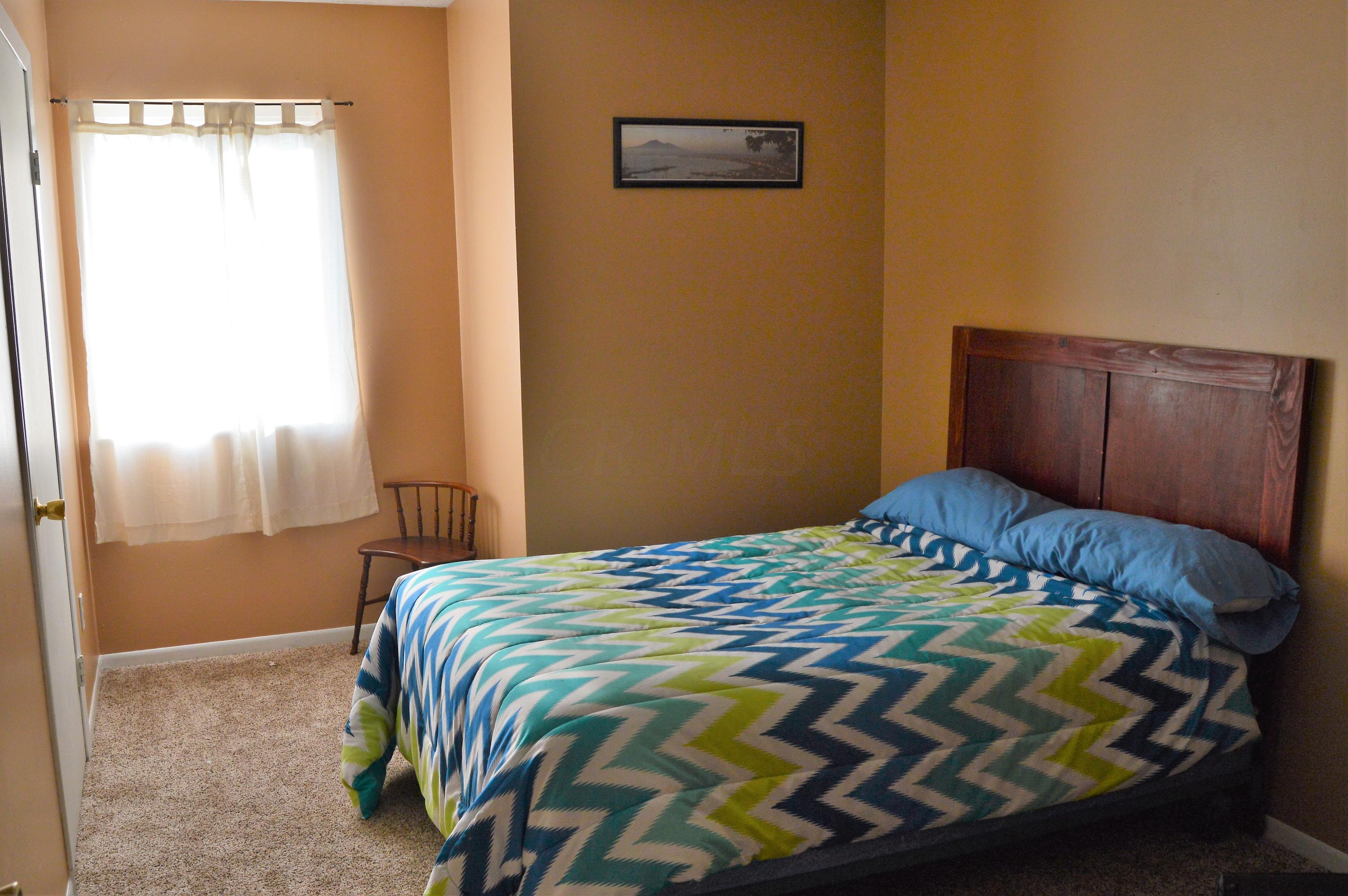 5226 Dierker Road, Unit B Columbus, OH 43220 - Photo 15 of 19
