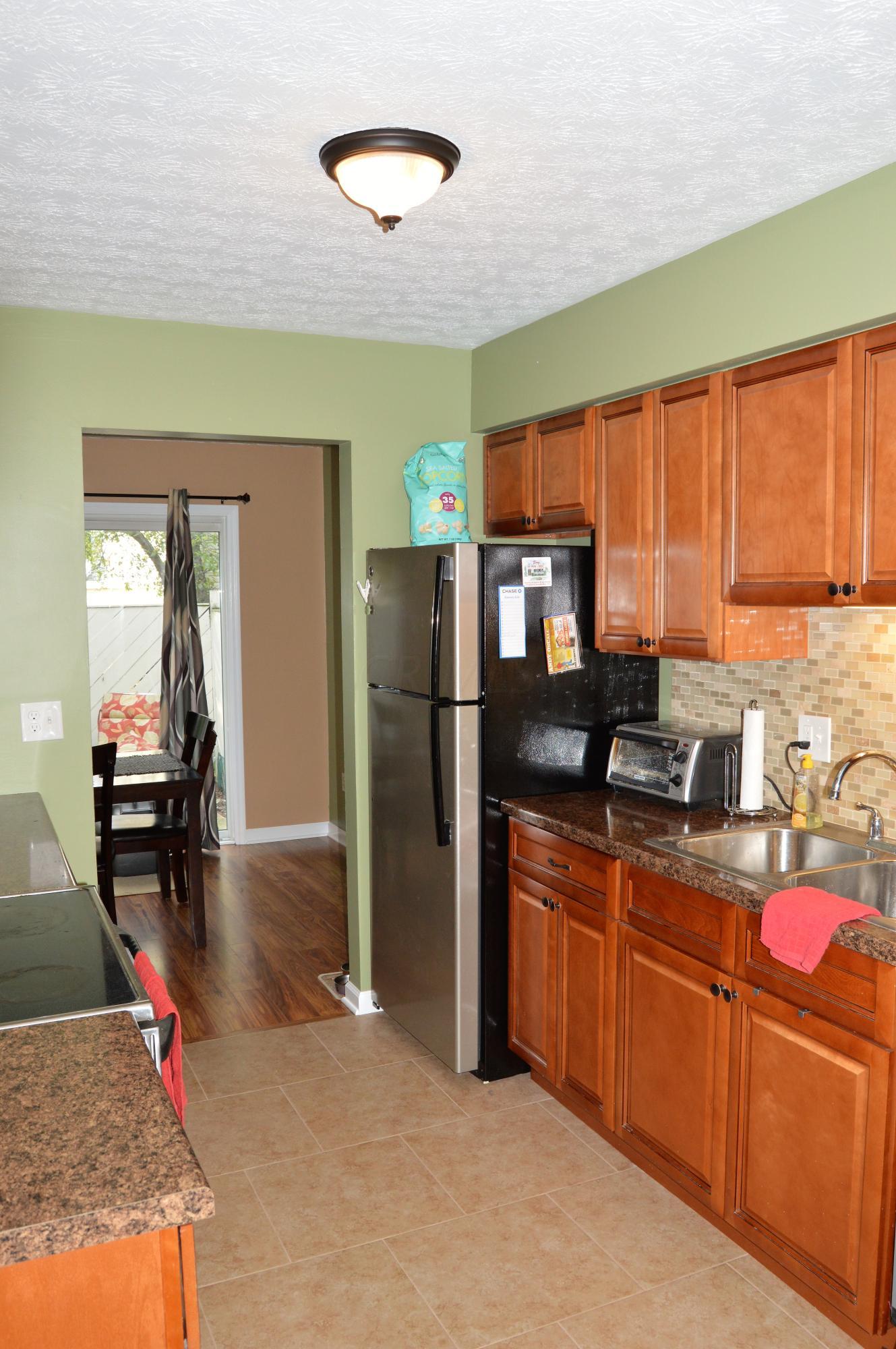 5226 Dierker Road, Unit B Columbus, OH 43220 - Photo 2 of 19