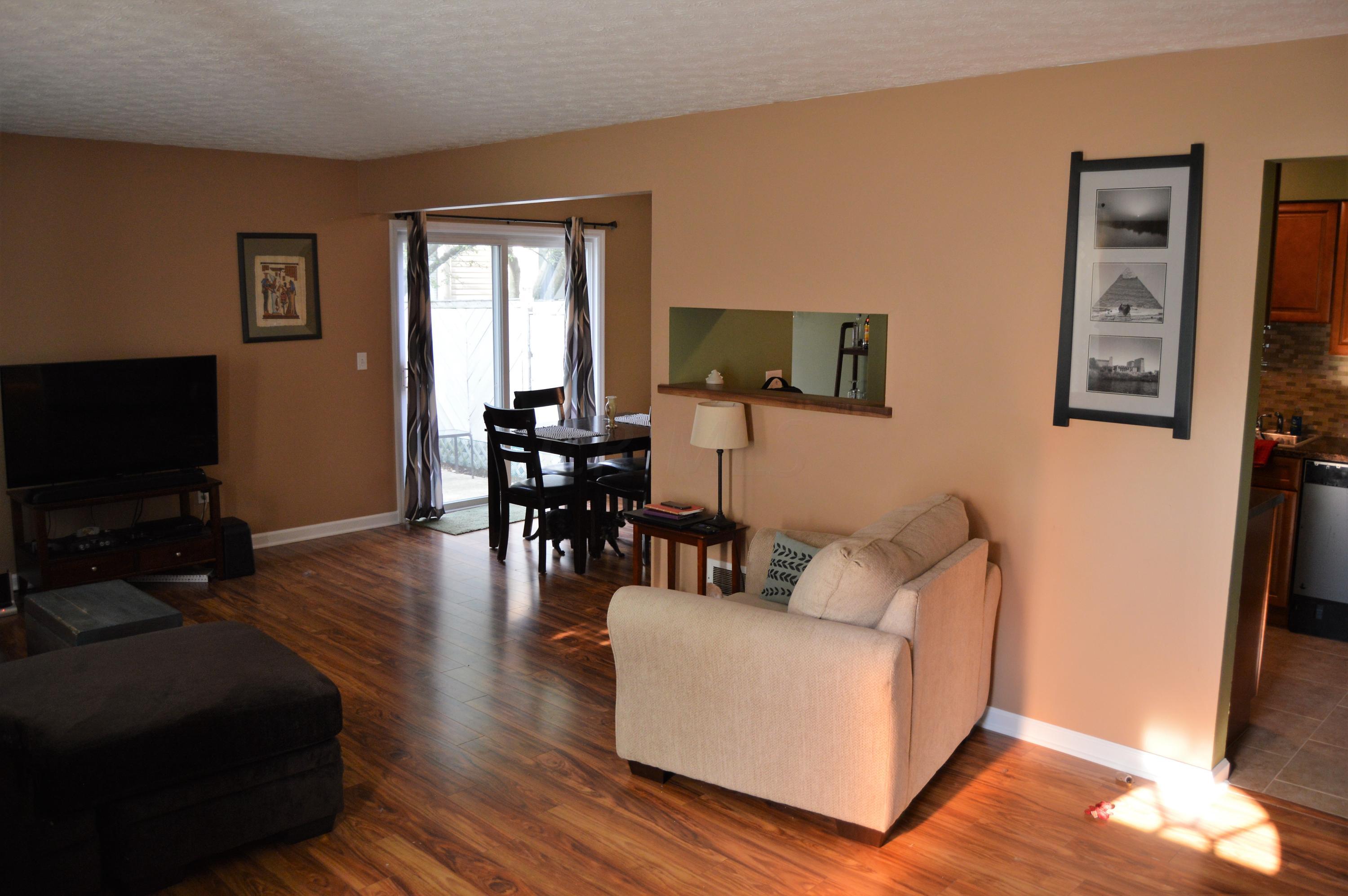 5226 Dierker Road, Unit B Columbus, OH 43220 - Photo 7 of 19