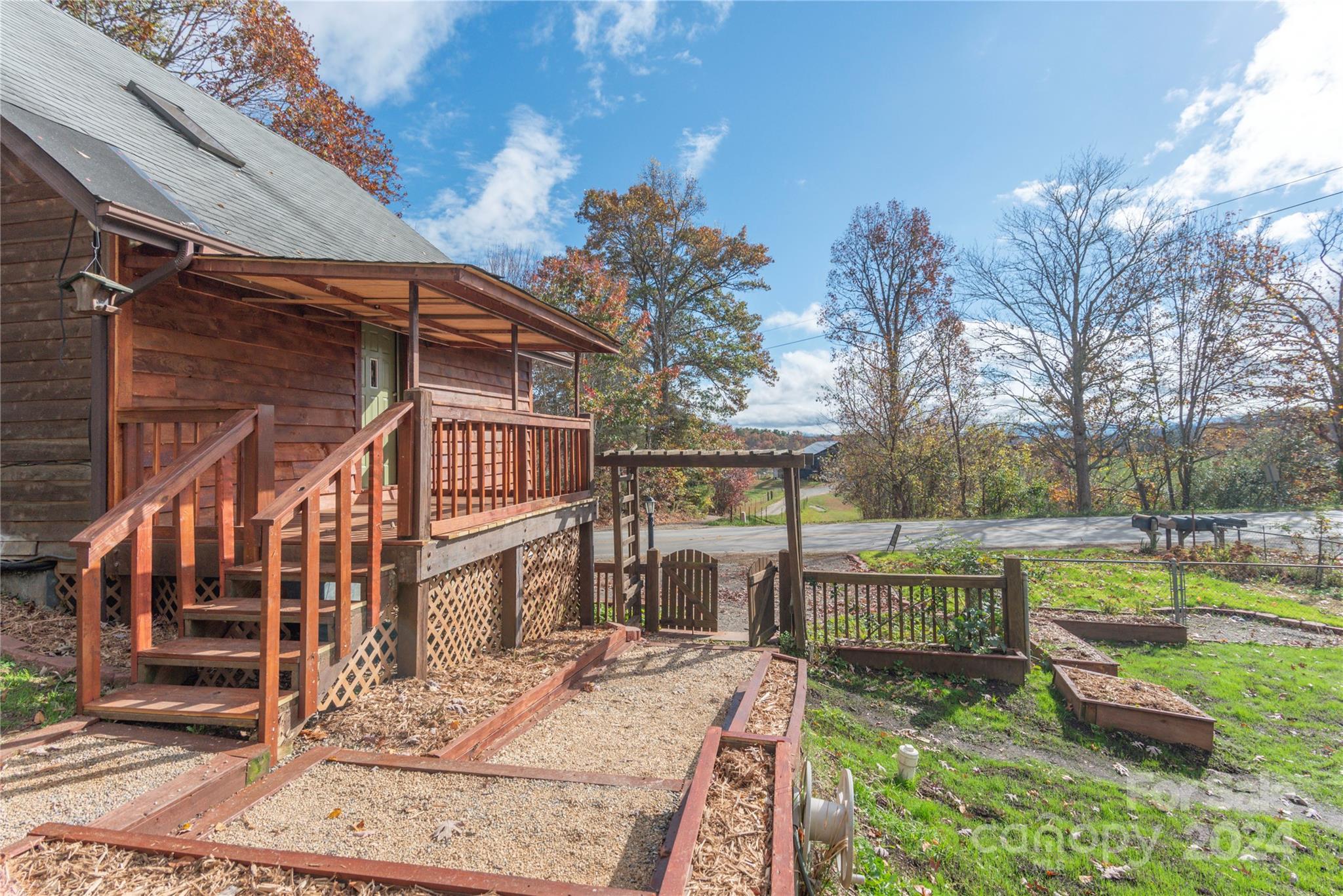 1235 Jupiter Road Weaverville, NC 28787 - Photo 5 of 21 Gallery Image 5