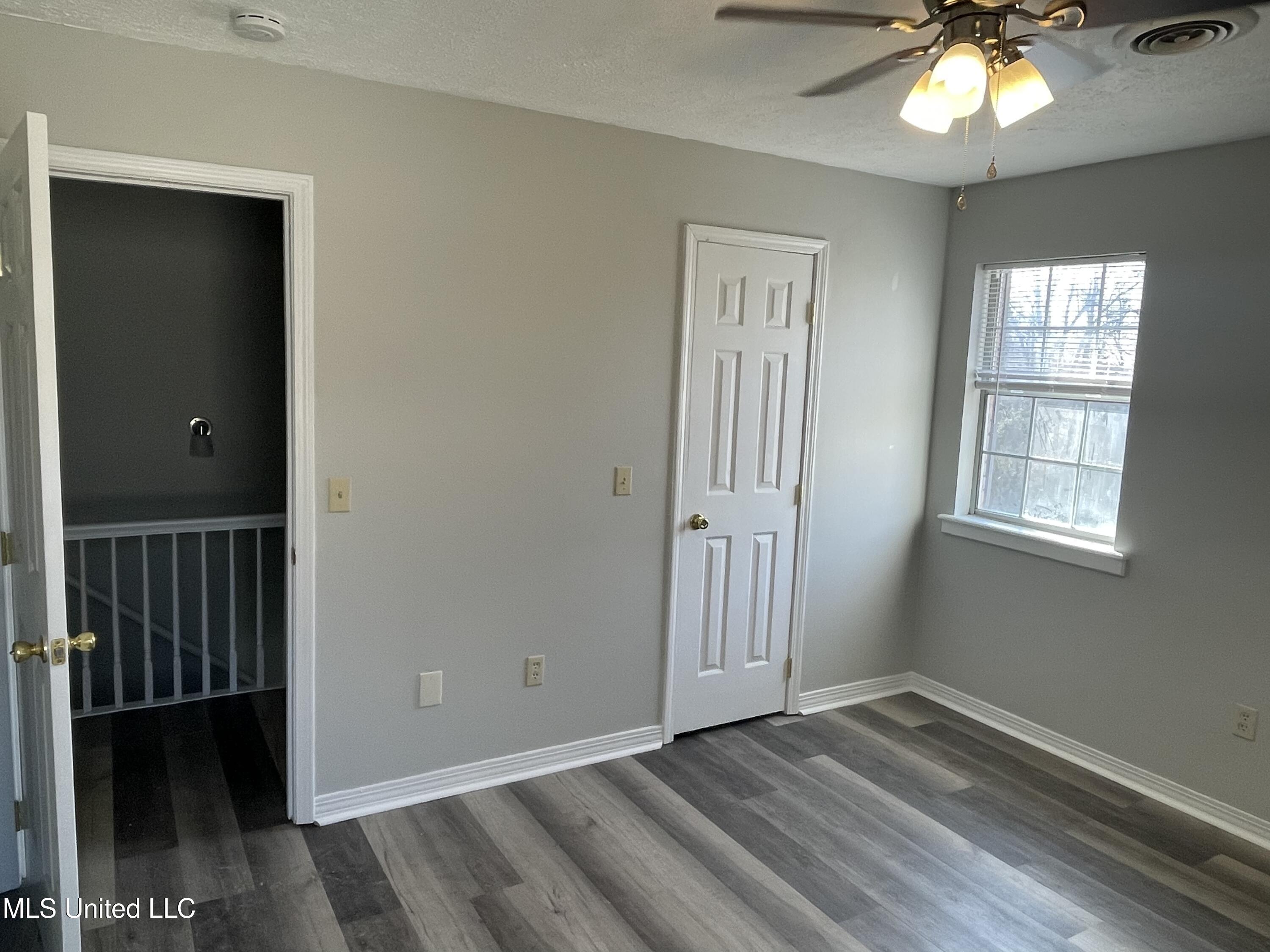 1201-1202 Jamestown Way Jackson, MS 39211 - Photo 5 of 11 023521C7-5584-455D-B554-90C2BF2CABF2