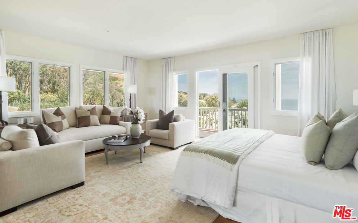 21930 Carbon Mesa Road Malibu, CA 90265 - Photo 32 of 45