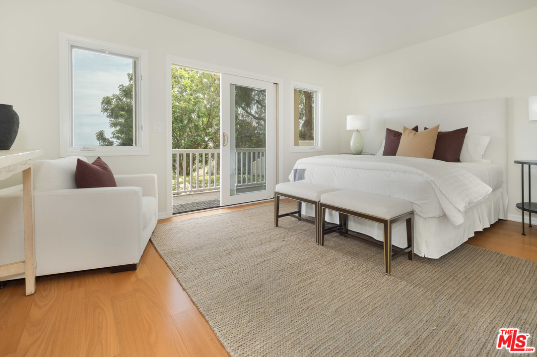 21930 Carbon Mesa Road Malibu, CA 90265 - Photo 36 of 45