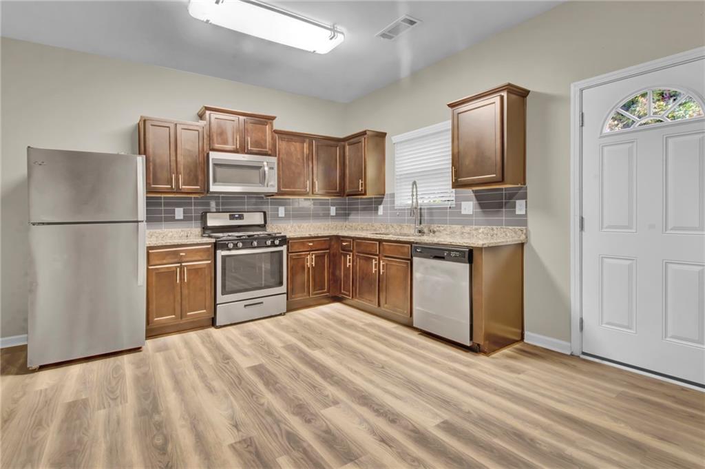 749 Scotland Drive Dallas, GA 30132 - Photo 12 of 31