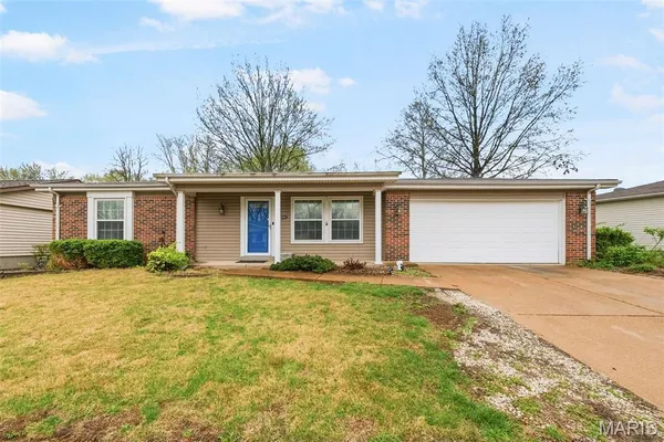 $330,000 | 6520 Galewood Court, St. Louis, MO 63129