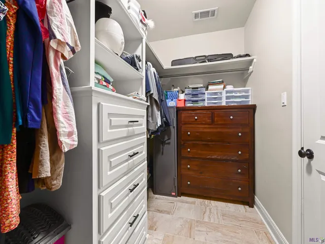 $345,000 | 19910 Stone Hill Drive, Denham Springs, LA 70726