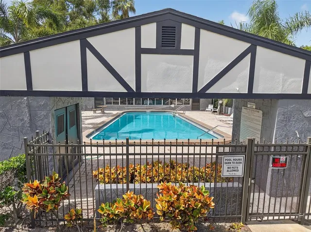 $135,000 | 1127 King Arthur Court, Unit 308, Dunedin, FL 34698