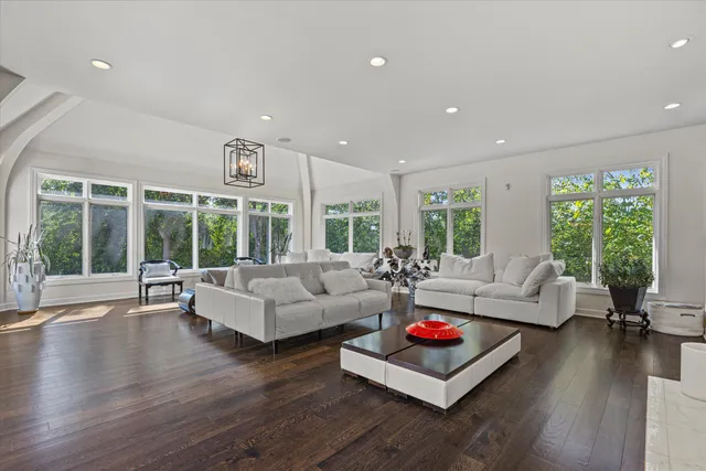 $1,995,000 | 2751 West Deer Creek Court, River Hills, WI 53217