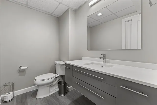 $1,995,000 | 2751 West Deer Creek Court, River Hills, WI 53217