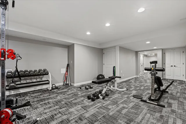 $1,995,000 | 2751 West Deer Creek Court, River Hills, WI 53217