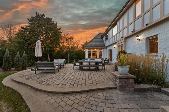 $1,995,000 | 2751 West Deer Creek Court, River Hills, WI 53217