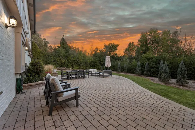 $1,995,000 | 2751 West Deer Creek Court, River Hills, WI 53217