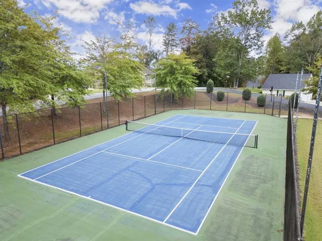 a view of a tennis court
