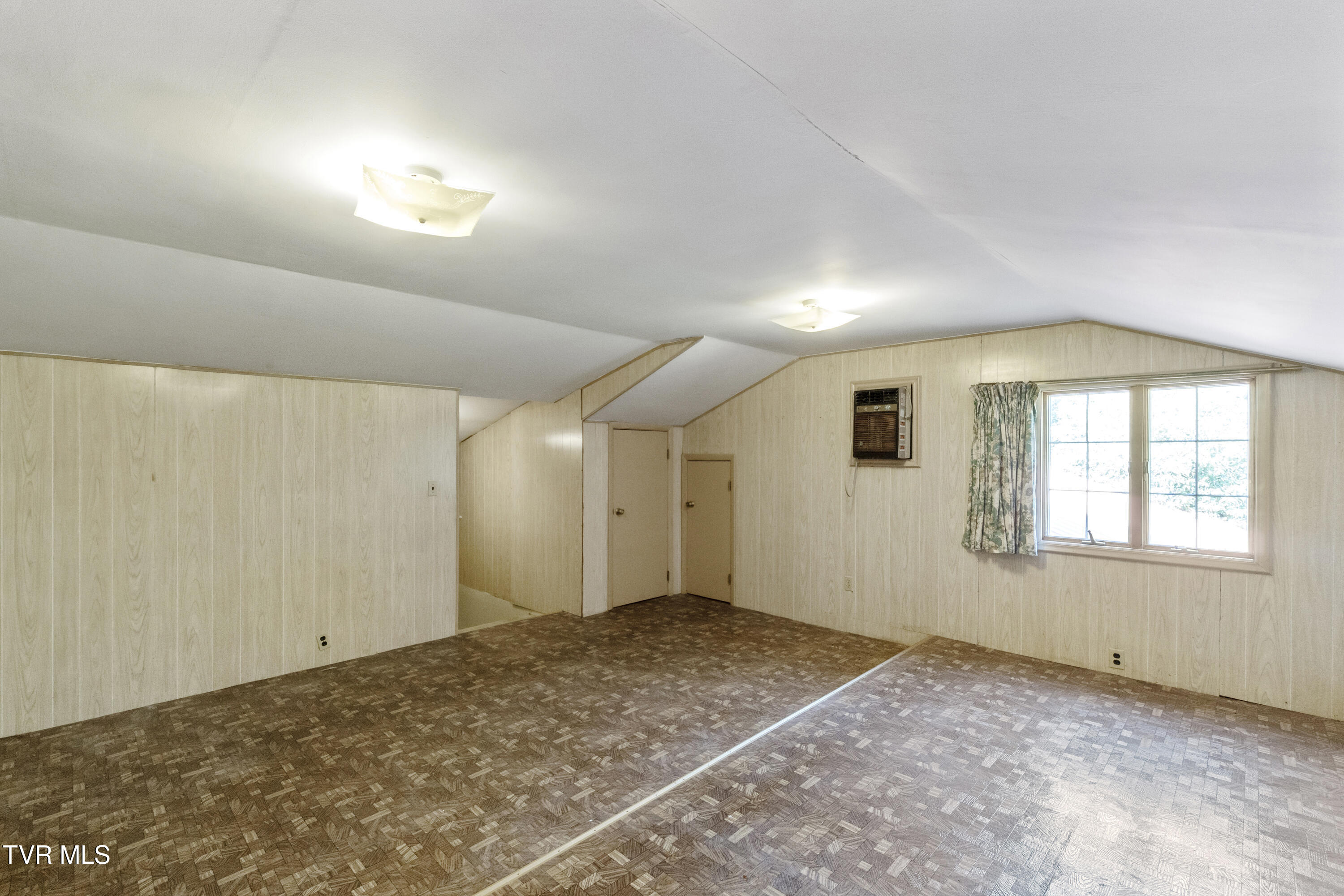 159 Kimbili Drive Greeneville, TN 37745 - Photo 19 of 26 DSC09679 (1)